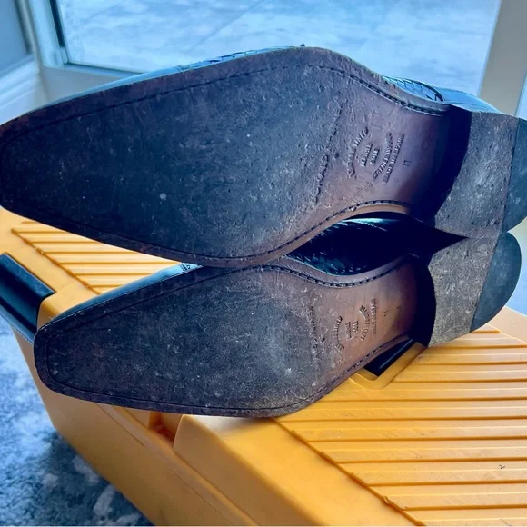 Donald Pliner Men's Black Leather Dress Shoes - Picture 5 of 6